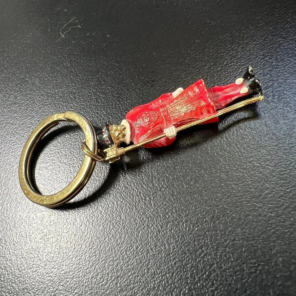 Vintage Beefeater Keychain Yeoman Warders at the Tower of London‎ United Kingdom